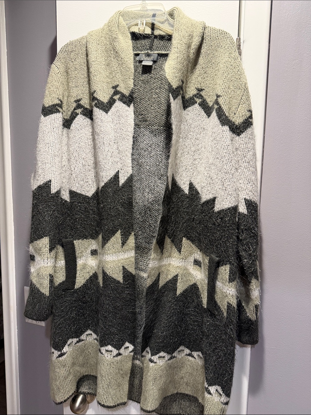 Natural Reflections Olive Gray and White Aztec Open-Front Cardigan